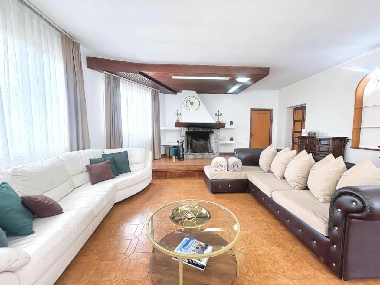 Villa Del Pino, Terrazza Vista Mare Minturno Exterior foto